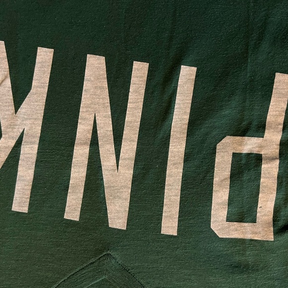 Victoria’s Secret PINK green v-neck shirt - Picture 6 of 7